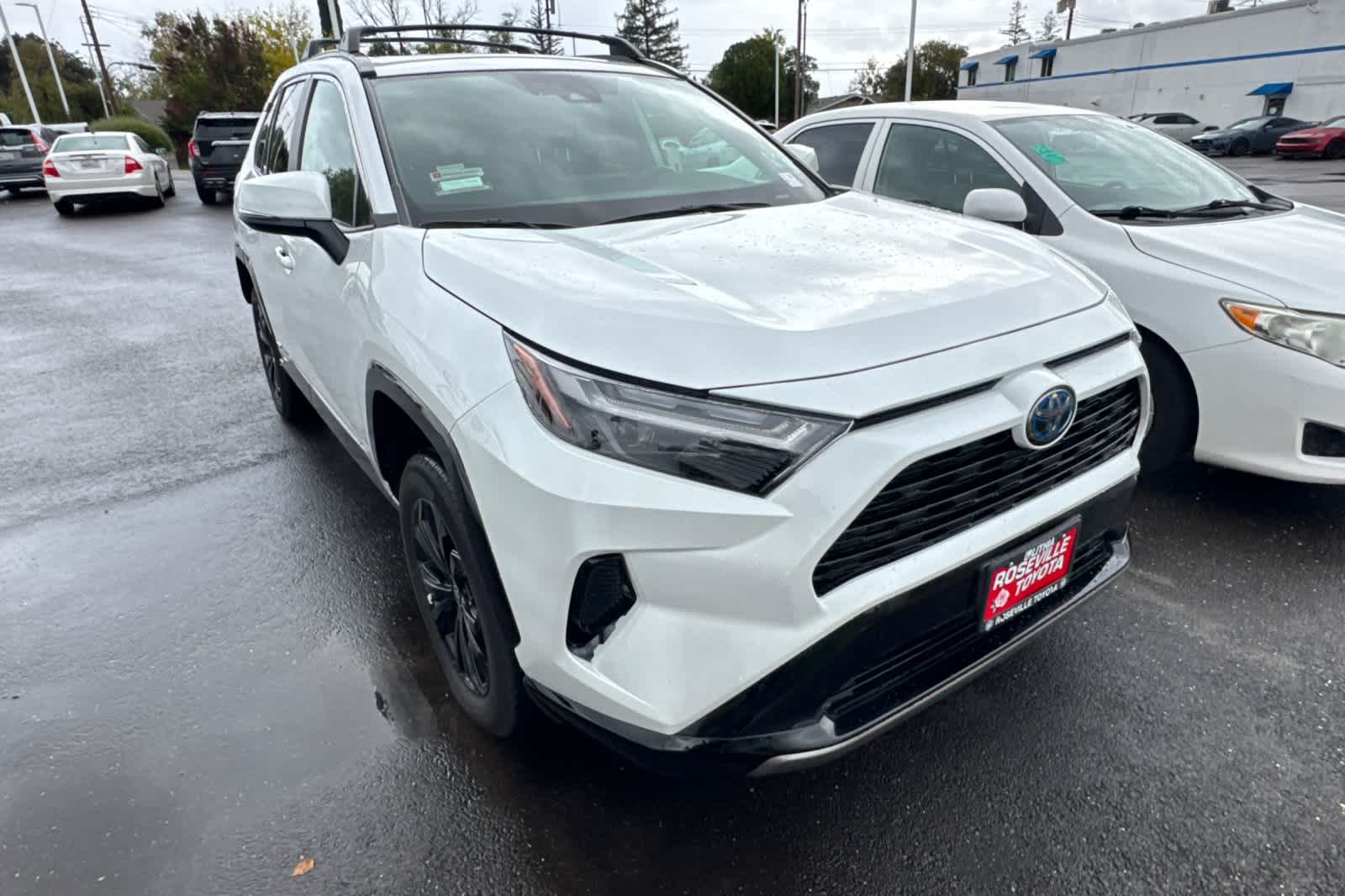 Thumbnail: 2024 Toyota RAV4 - 3