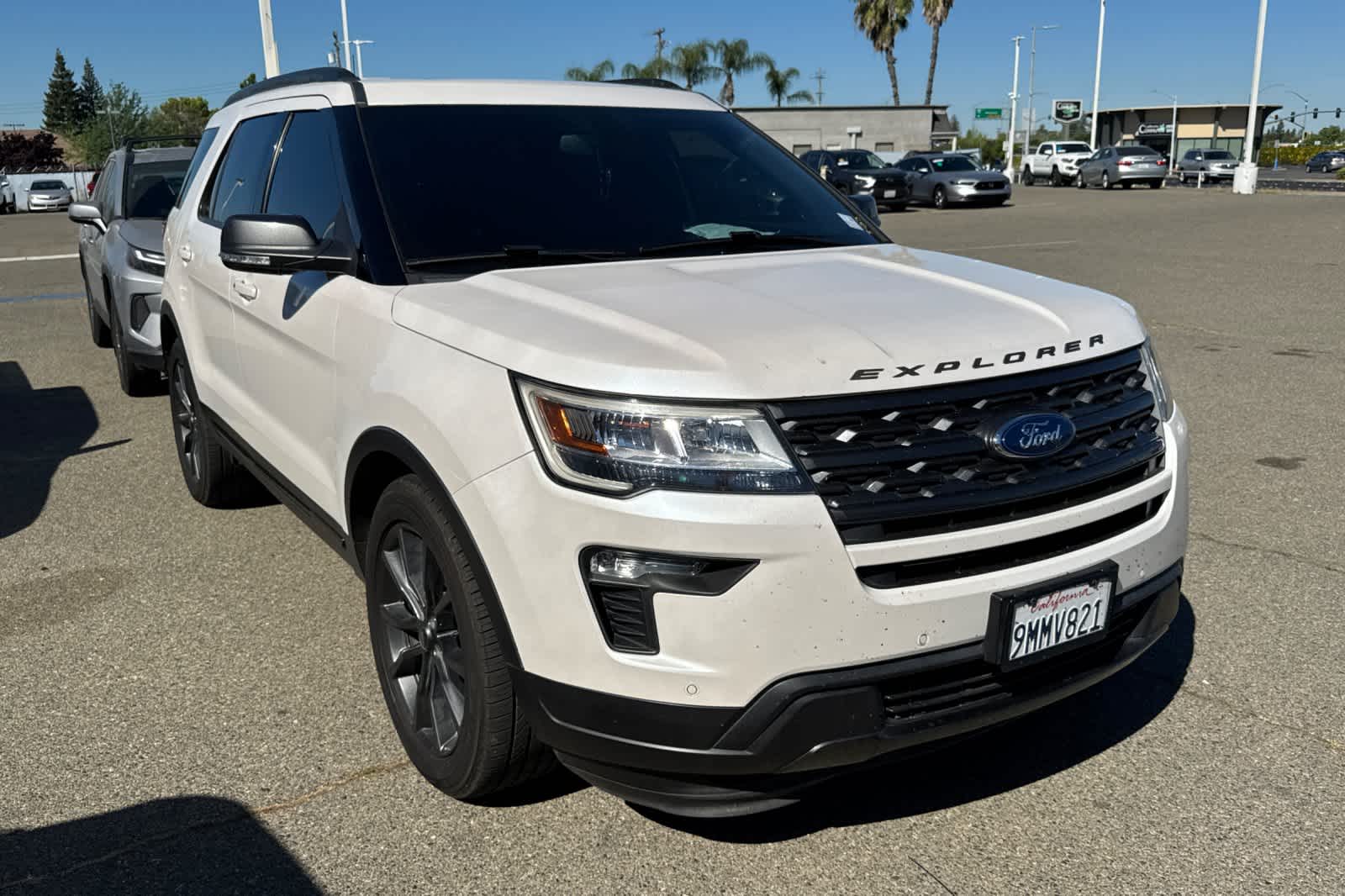 Thumbnail: 2018 Ford Explorer - 3