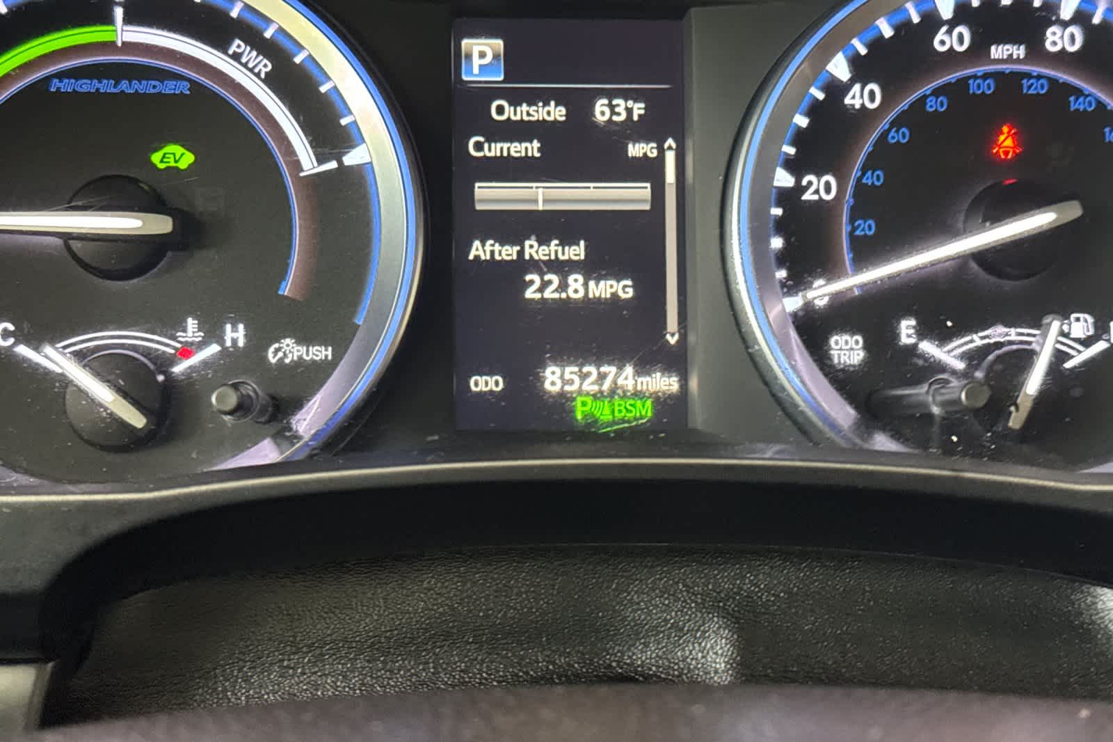 Thumbnail: 2017 Toyota Highlander - 31