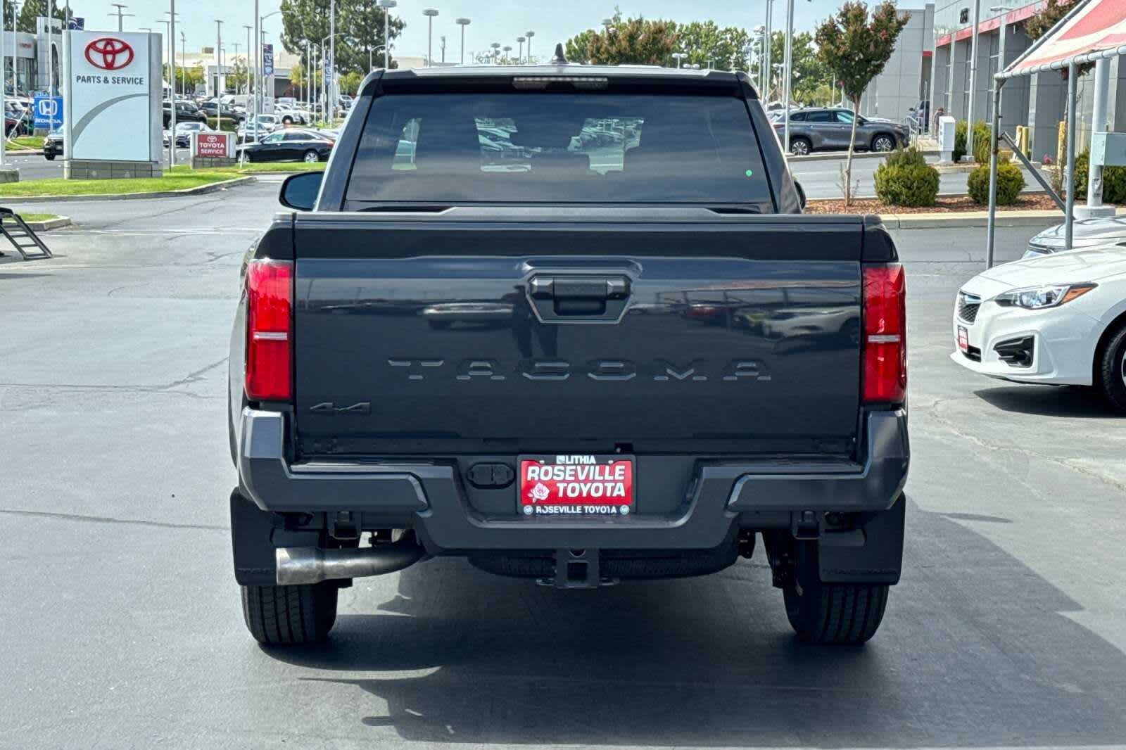 Thumbnail: 2025 Toyota Tacoma - 7