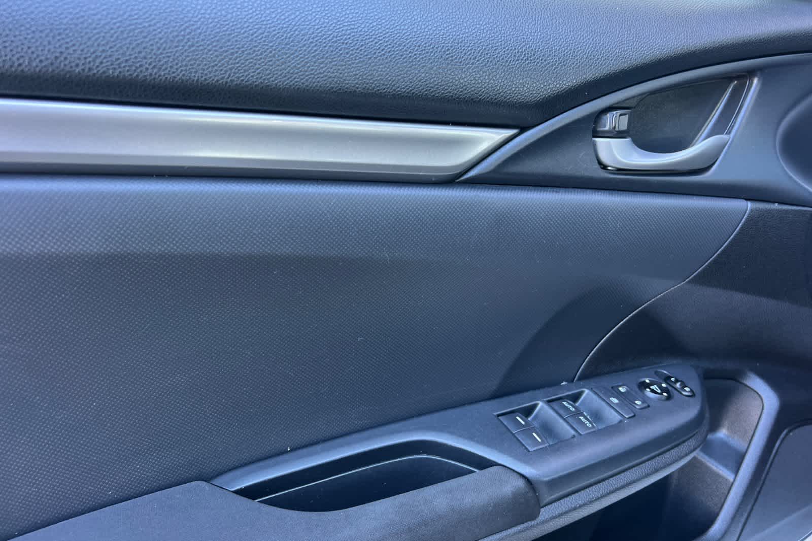 Thumbnail: 2020 Honda Civic - 12