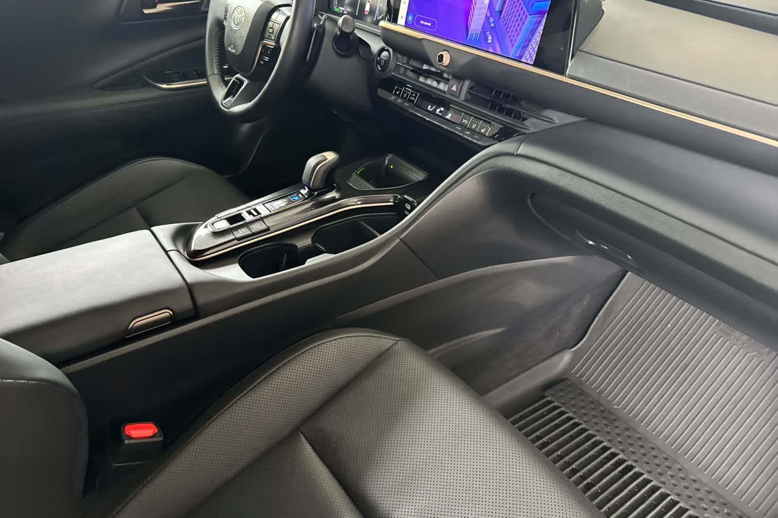 Thumbnail: 2025 Toyota Crown Signia - 17