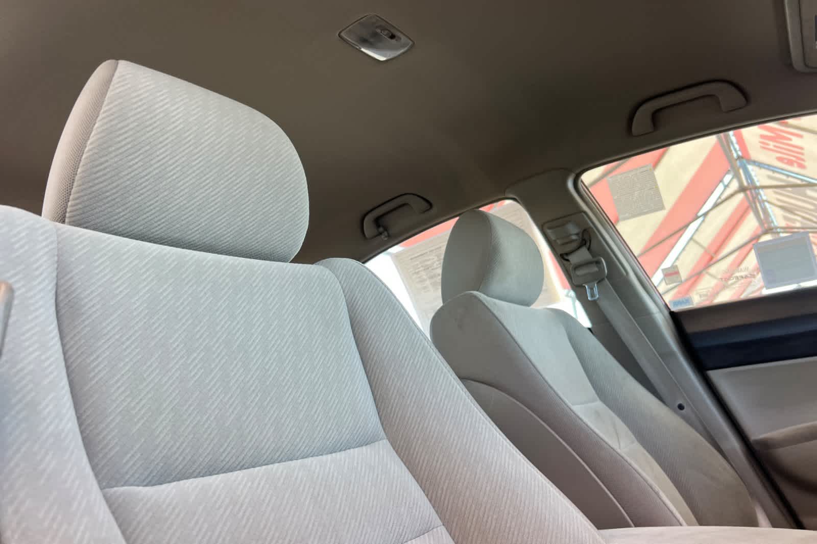 Thumbnail: 2010 Honda Civic - 17