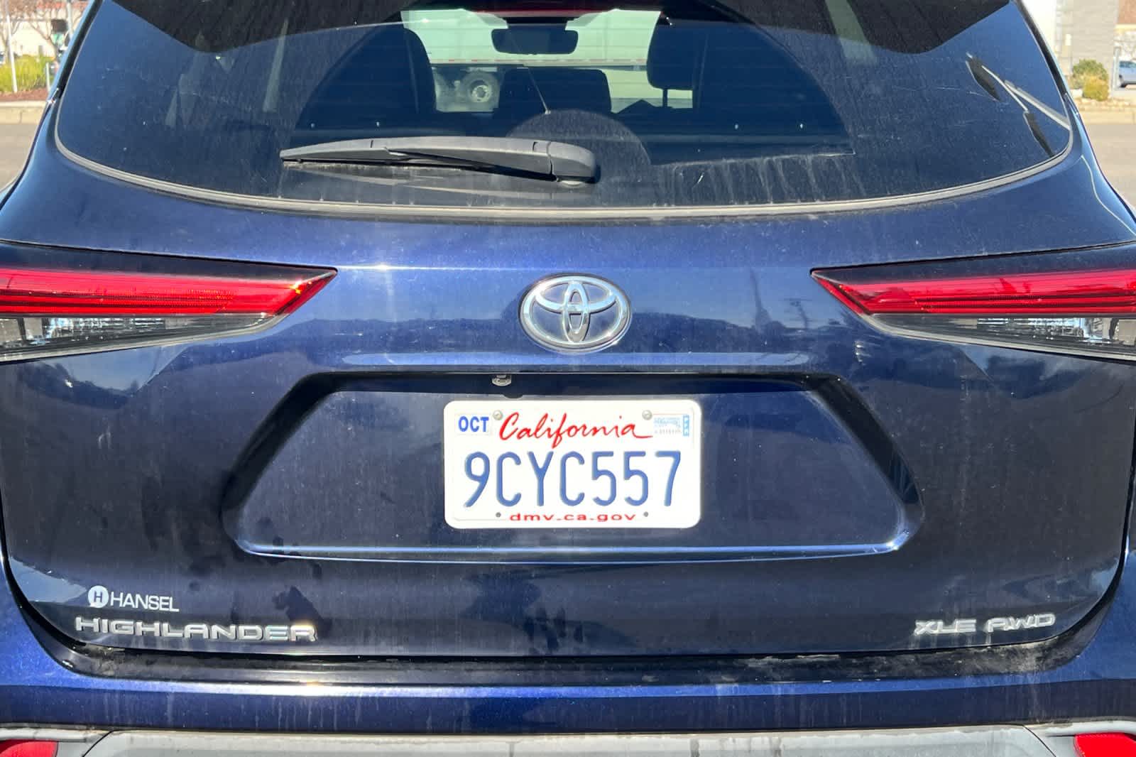 Thumbnail: 2022 Toyota Highlander - 16