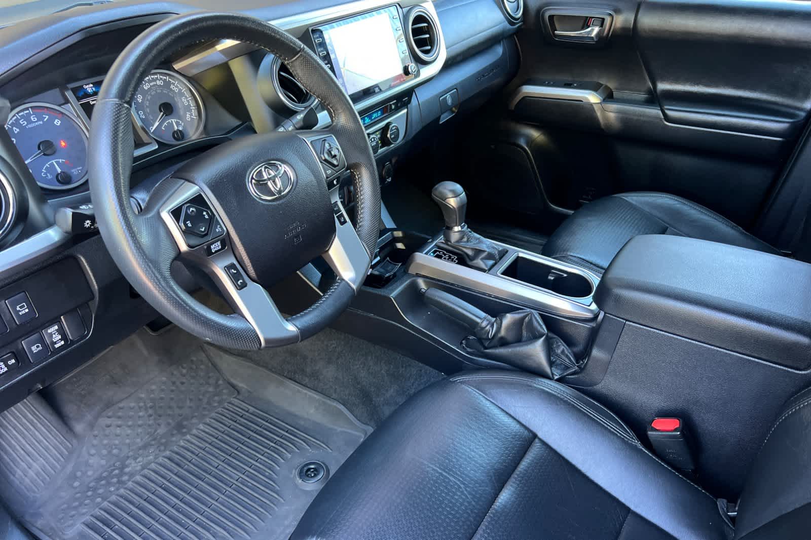 Thumbnail: 2021 Toyota Tacoma - 11