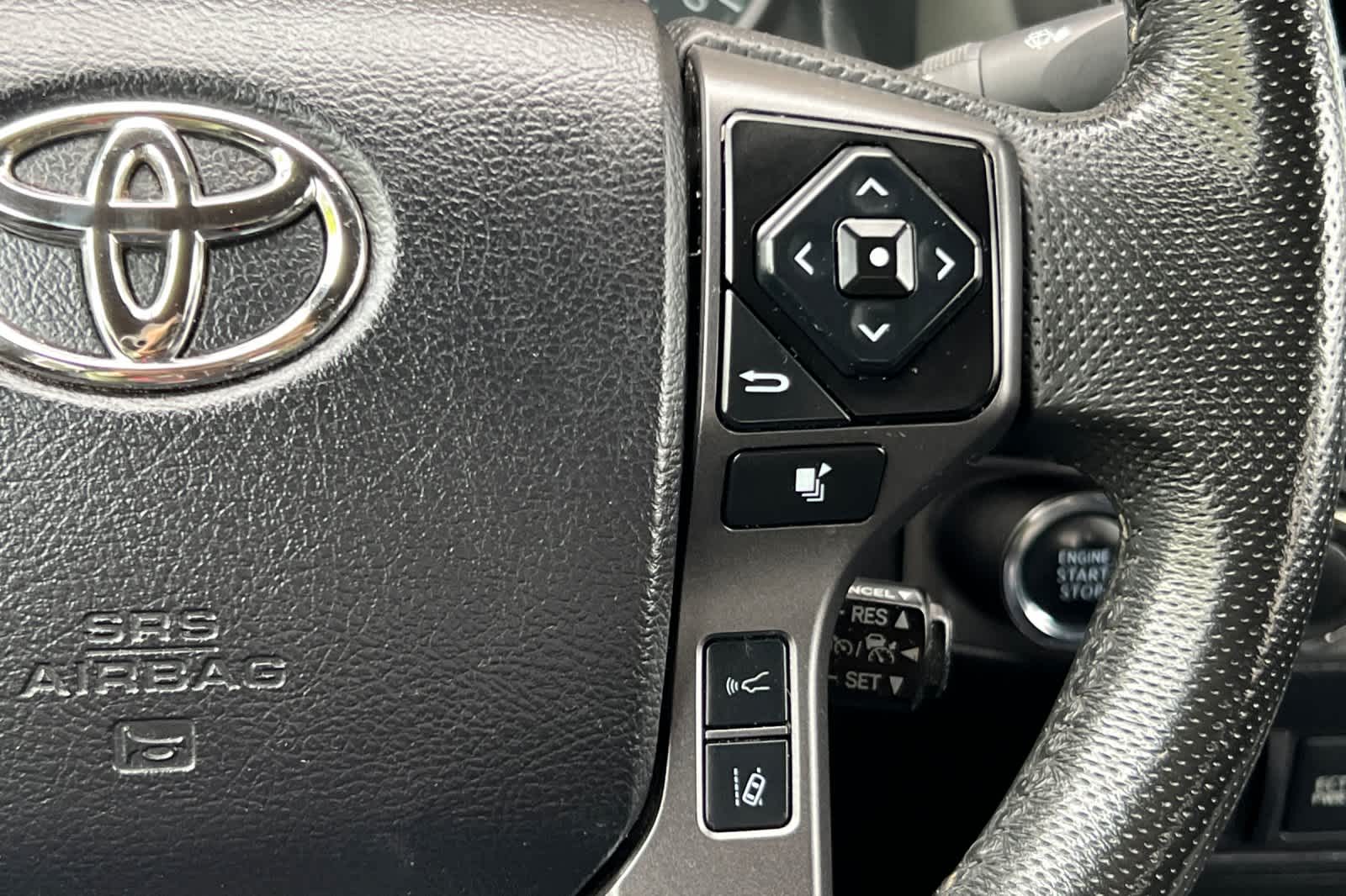 Thumbnail: 2022 Toyota Tacoma - 25