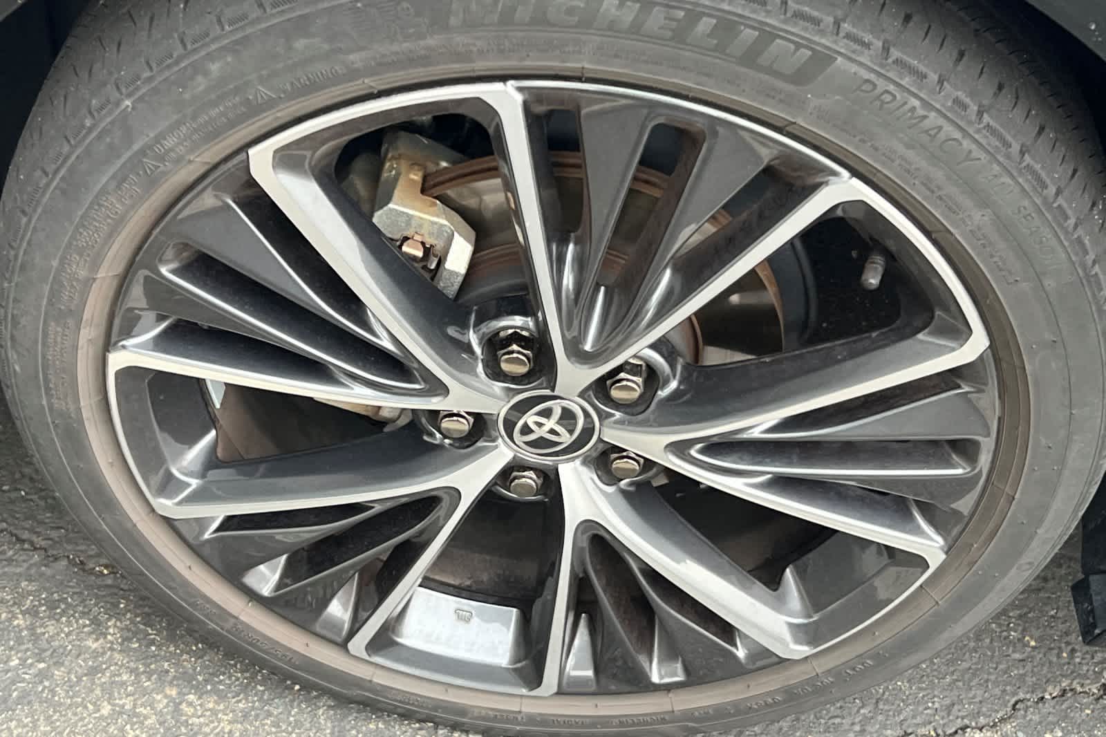 Thumbnail: 2024 Toyota Prius - 21