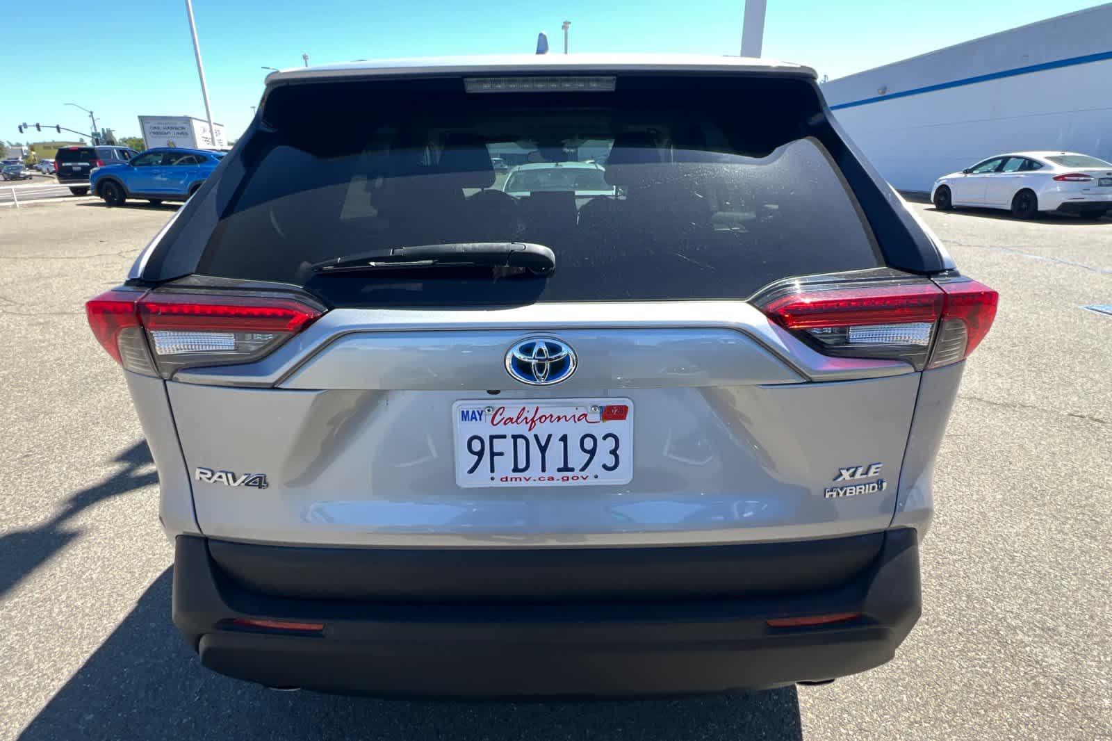Thumbnail: 2022 Toyota RAV4 - 5