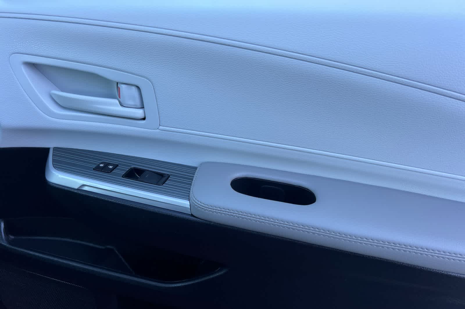 Thumbnail: 2025 Toyota Sienna - 20