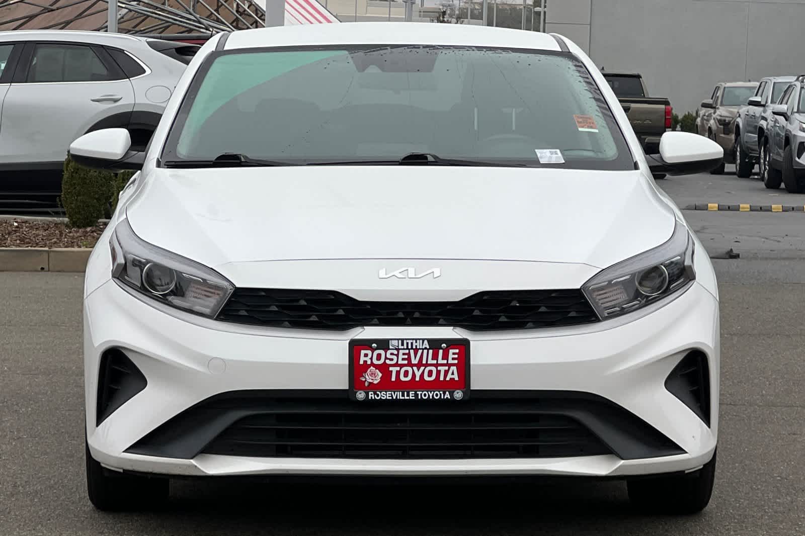 Thumbnail: 2023 Kia Forte - 10