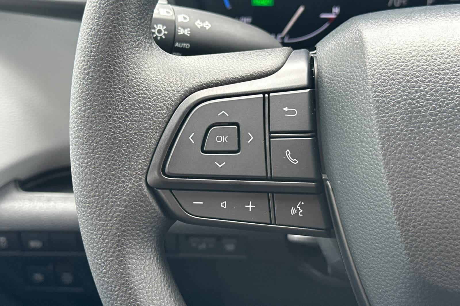 Thumbnail: 2026 Toyota Sienna - 27