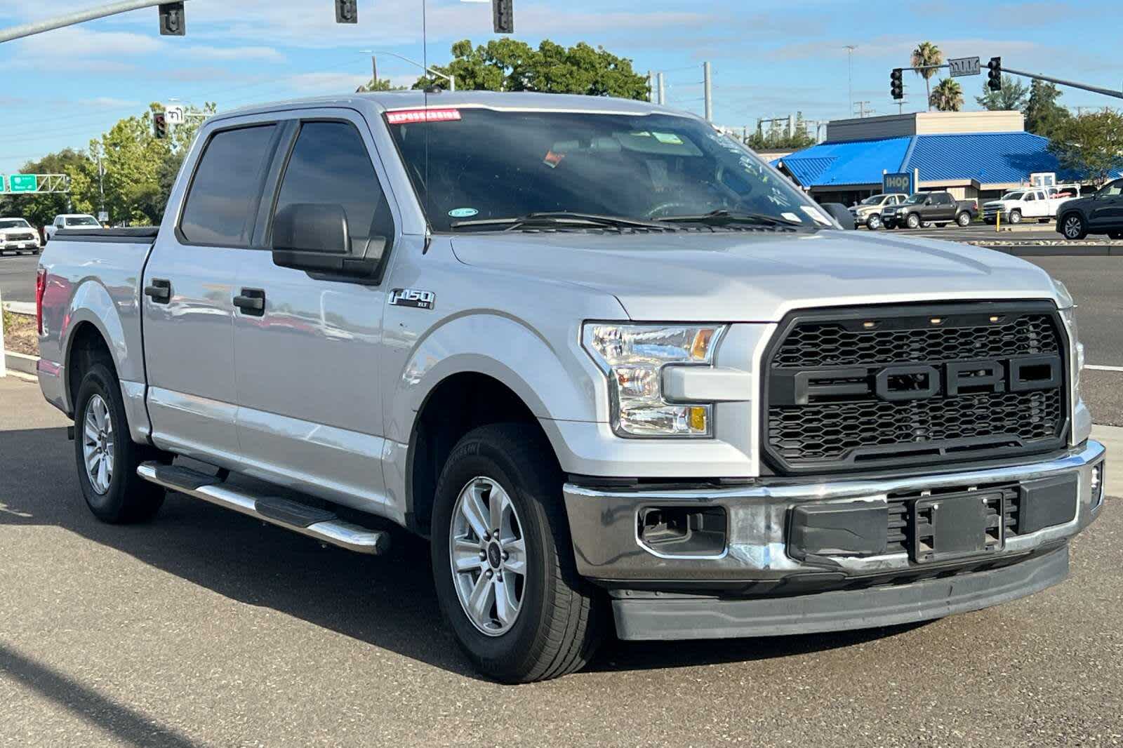 Thumbnail: 2017 Ford F-150 - 3