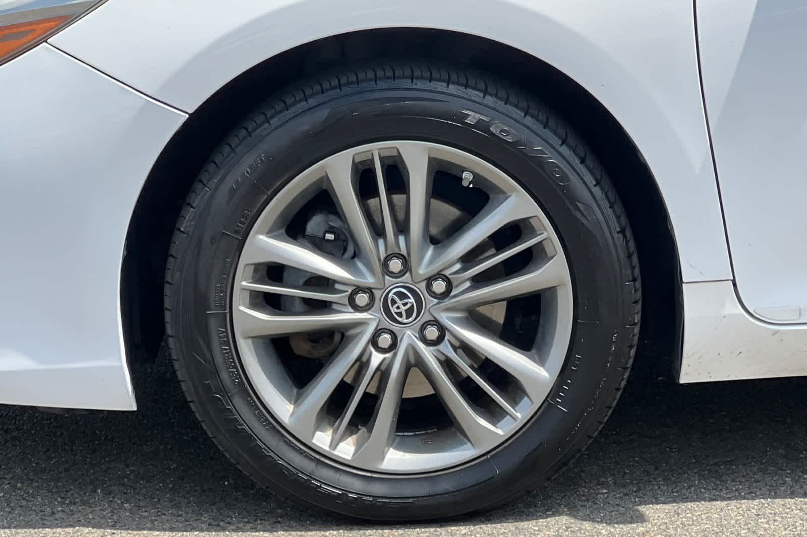 Thumbnail: 2016 Toyota Camry - 27