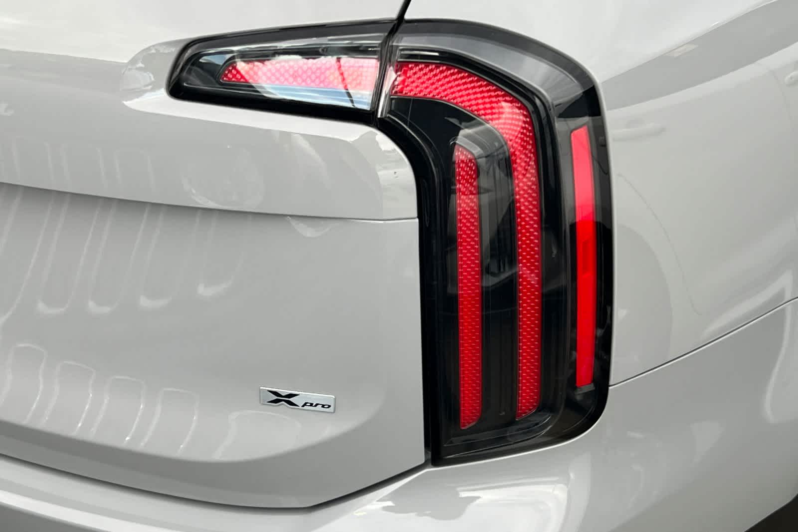 Thumbnail: 2024 Kia Telluride - 17