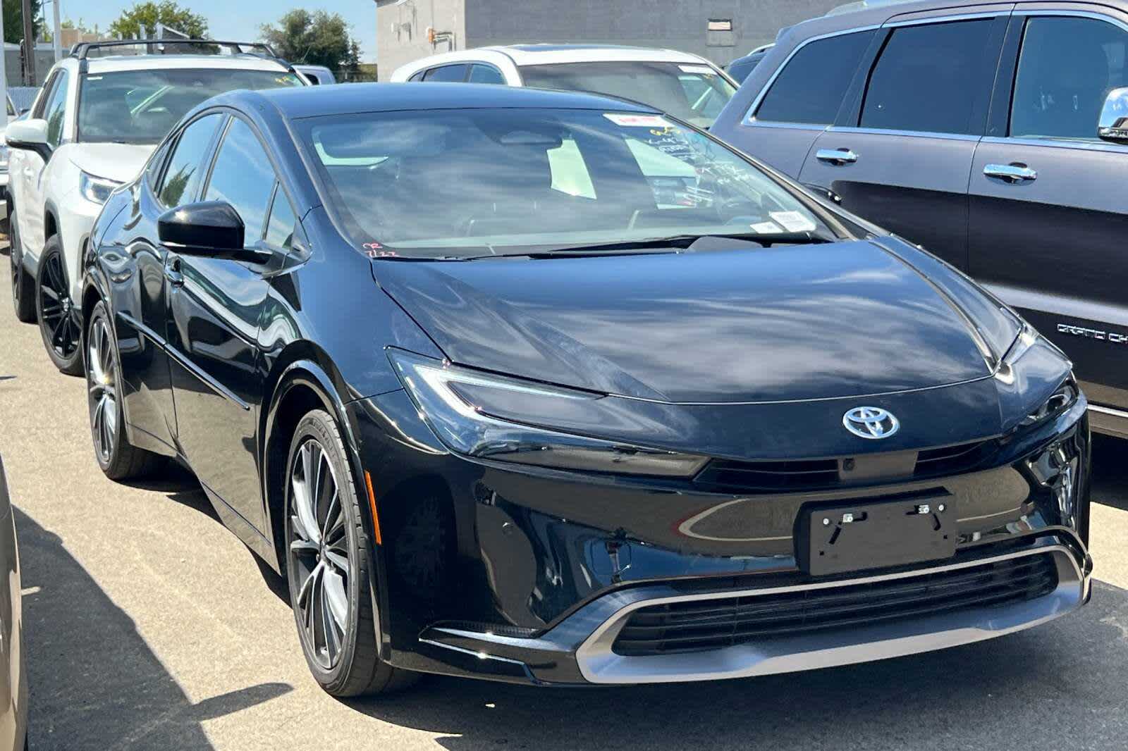 Thumbnail: 2024 Toyota Prius - 3