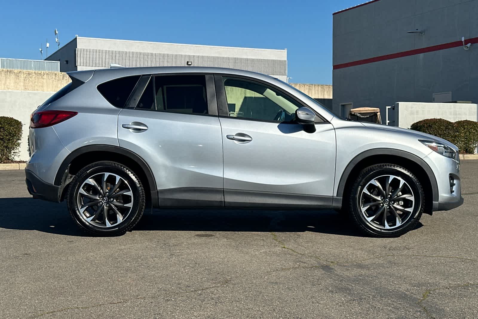 Thumbnail: 2016 Mazda CX-5 - 6