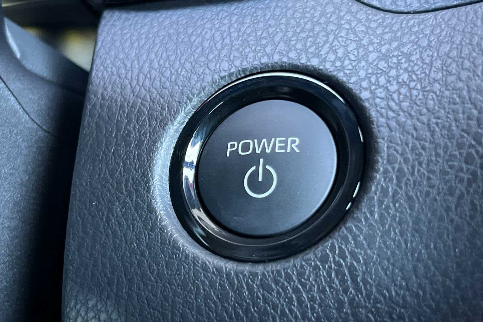 Thumbnail: 2025 Toyota Camry - 23