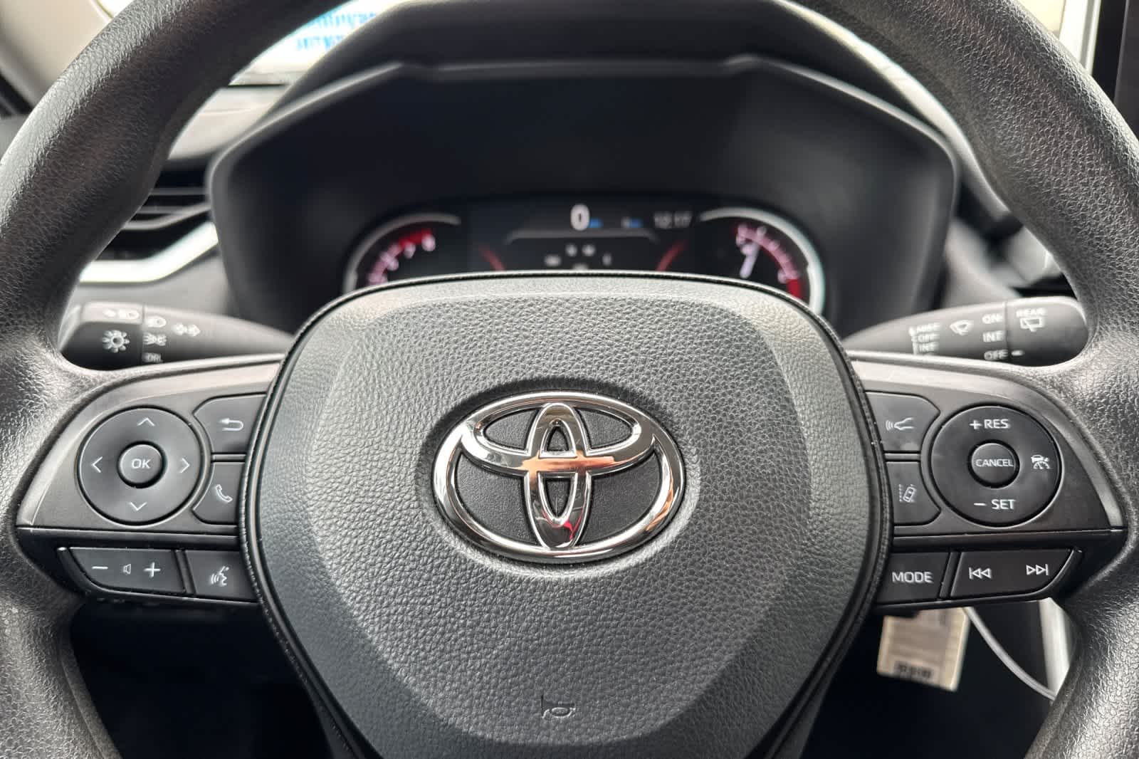 Thumbnail: 2024 Toyota RAV4 - 24