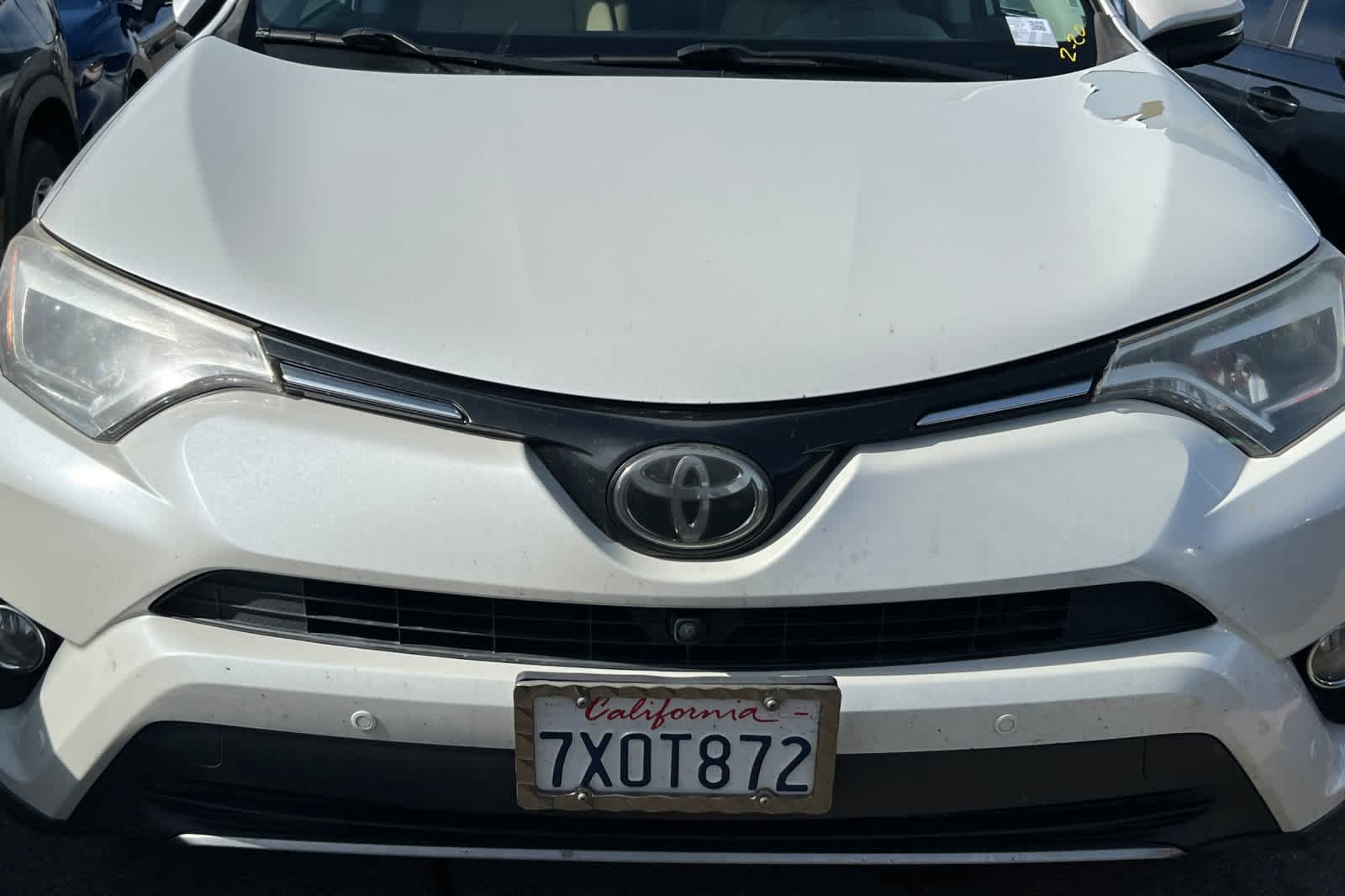 Thumbnail: 2017 Toyota RAV4 - 9