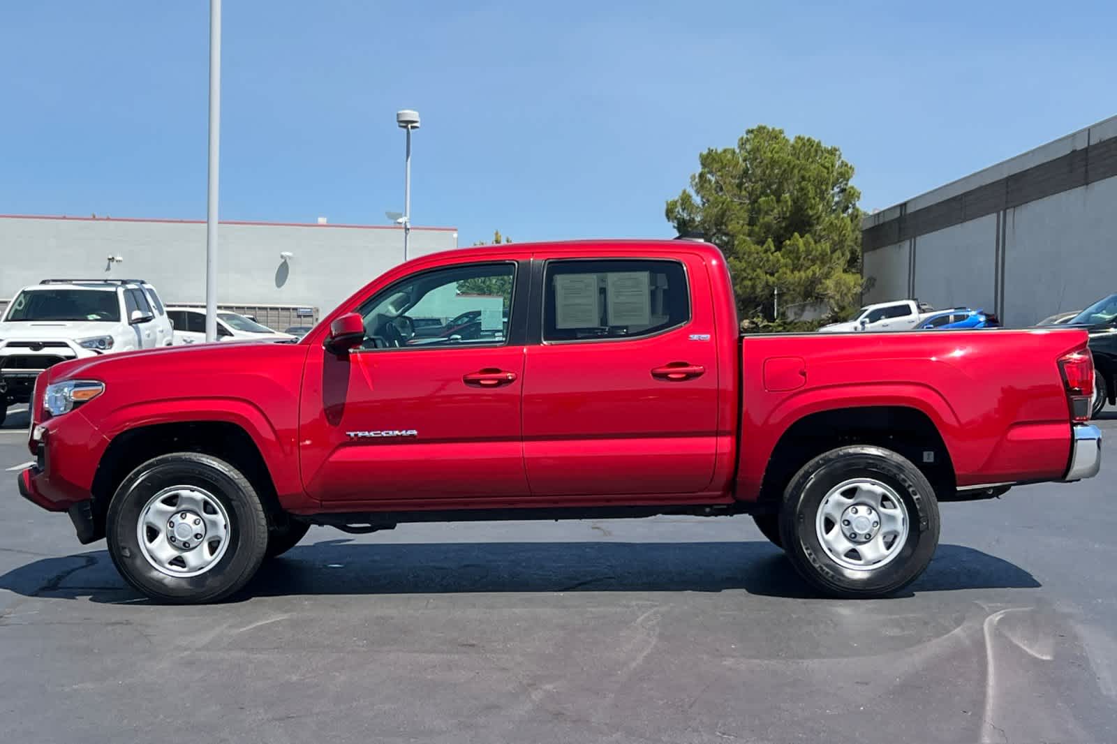 Thumbnail: 2023 Toyota Tacoma - 9