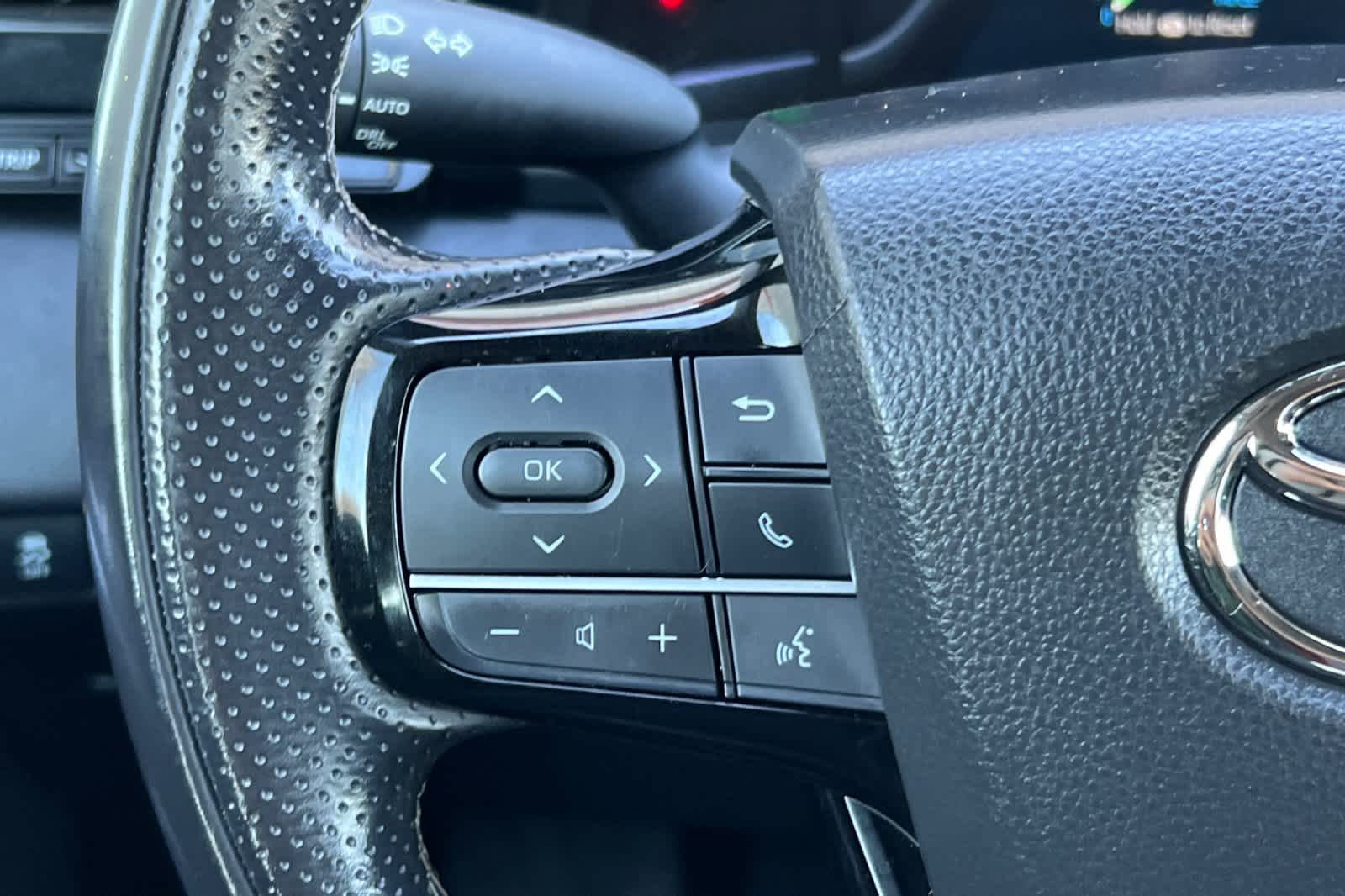 Thumbnail: 2021 Toyota Mirai - 27