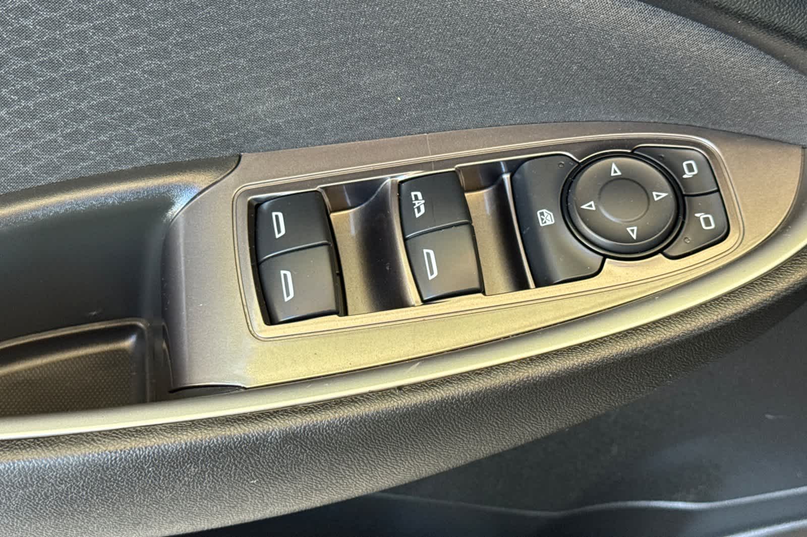 Thumbnail: 2023 Chevrolet Malibu - 13