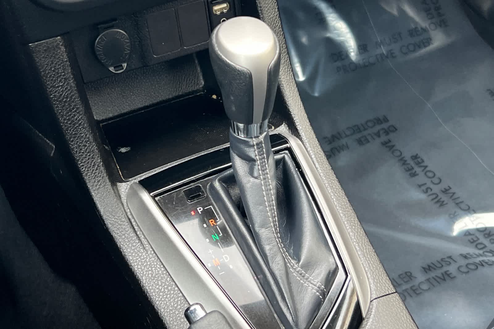 Thumbnail: 2014 Toyota Corolla - 21