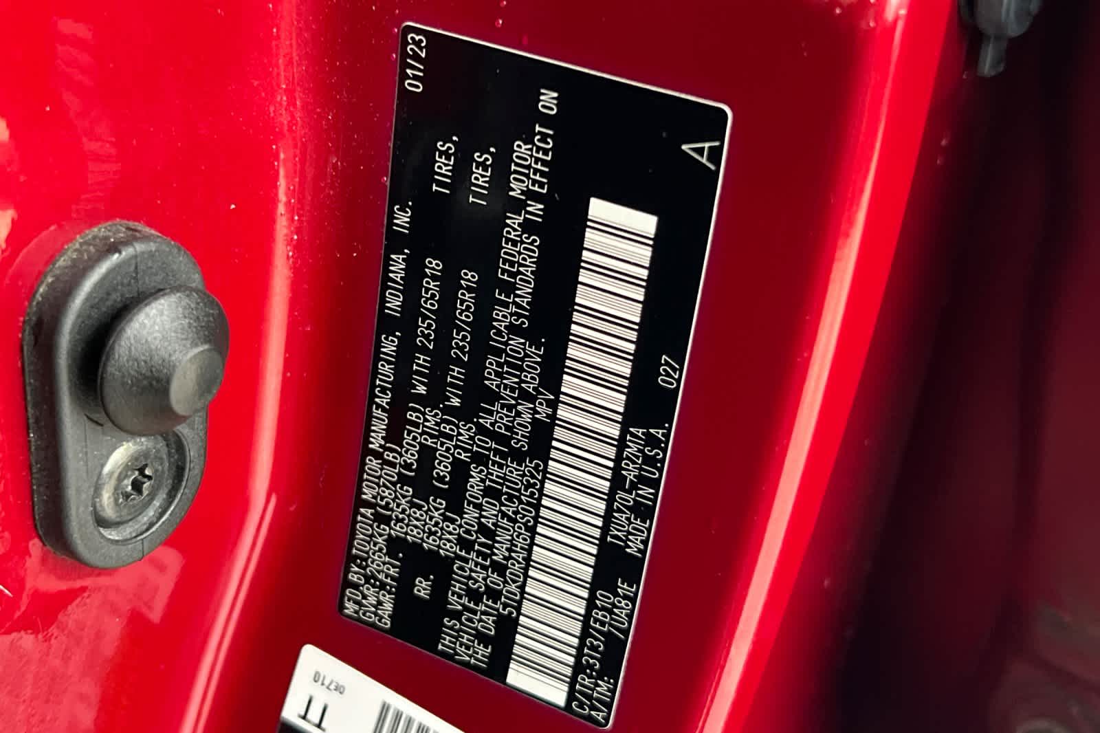 Thumbnail: 2023 Toyota Highlander - 31