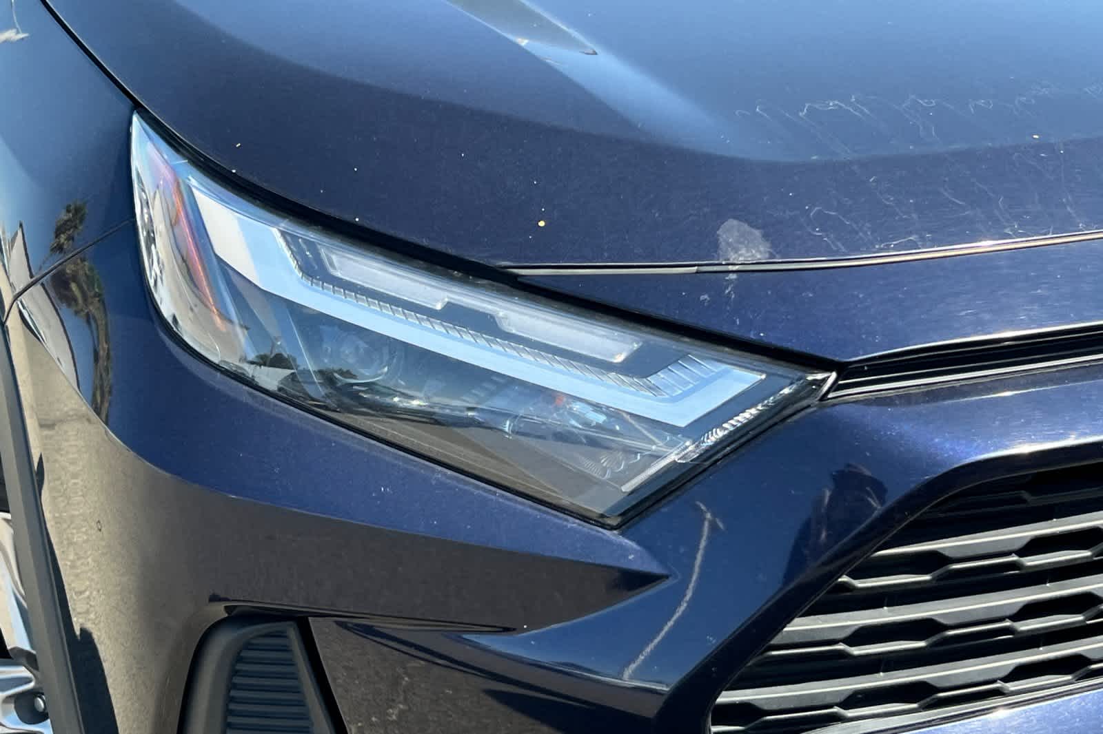 Thumbnail: 2022 Toyota RAV4 - 8