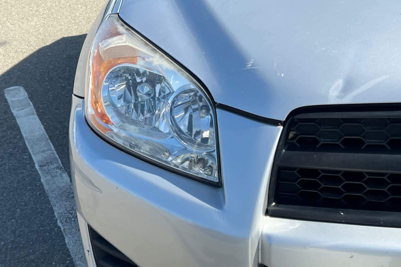 Thumbnail: 2011 Toyota RAV4 - 14