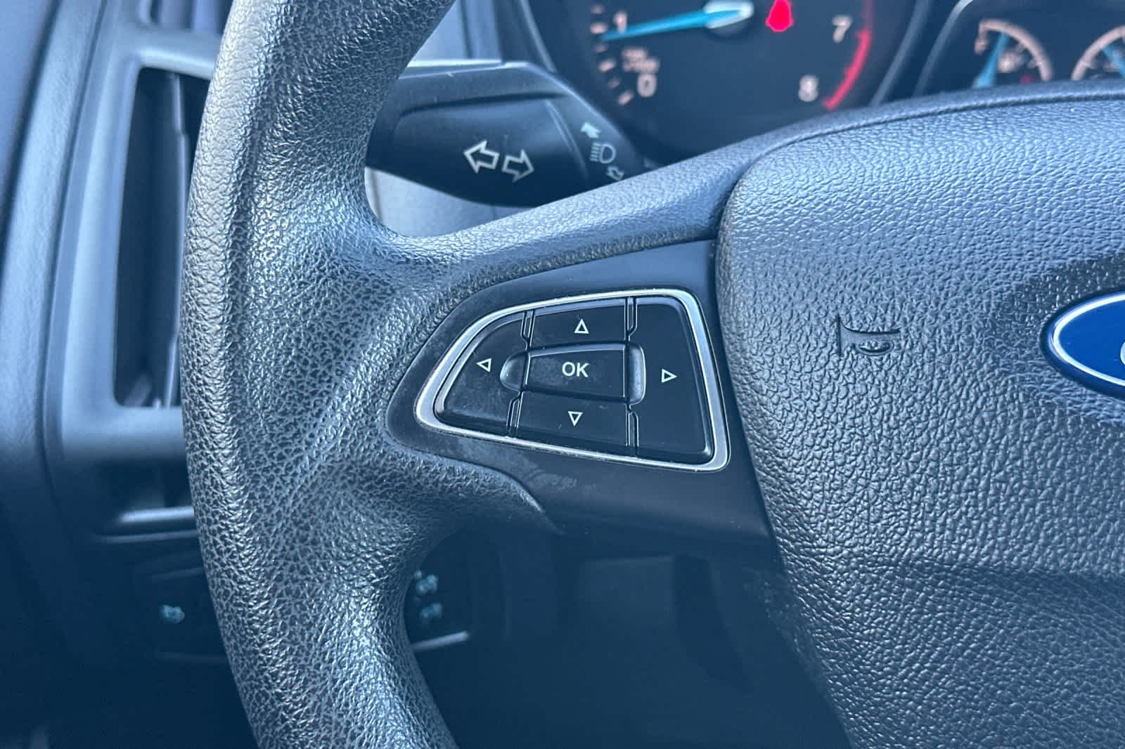 Thumbnail: 2015 Ford Focus - 24