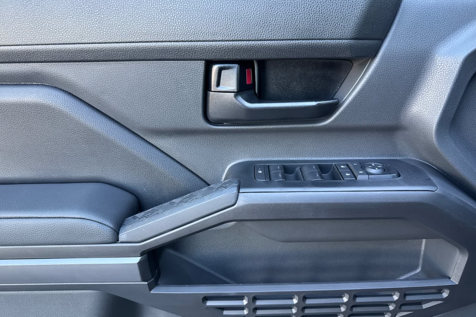 Thumbnail: 2025 Toyota Tacoma - 12