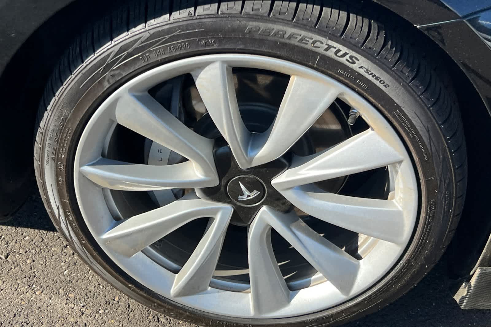 Thumbnail: 2018 Tesla Model 3 - 15