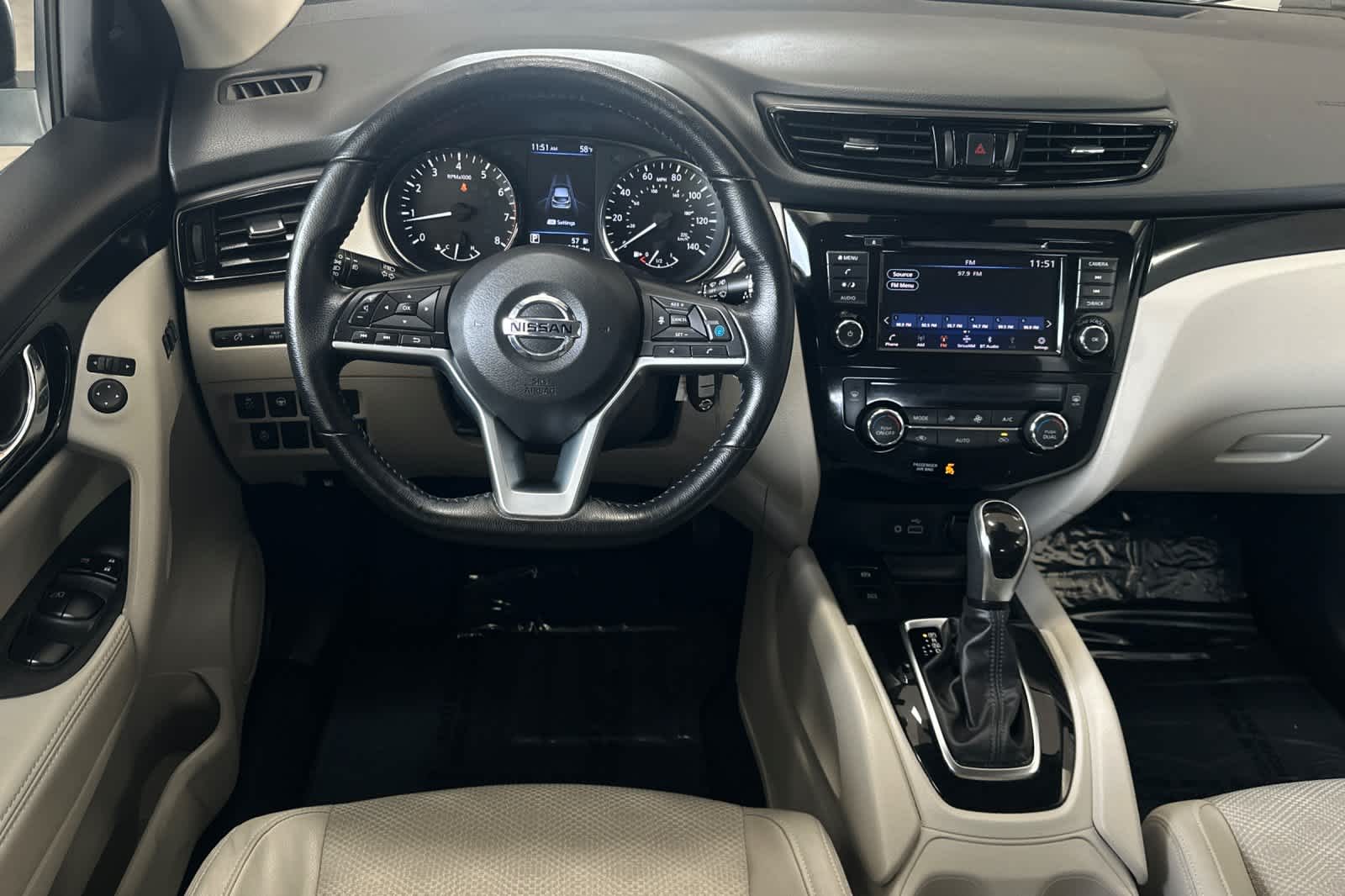 Thumbnail: 2022 Nissan Rogue Sport - 15