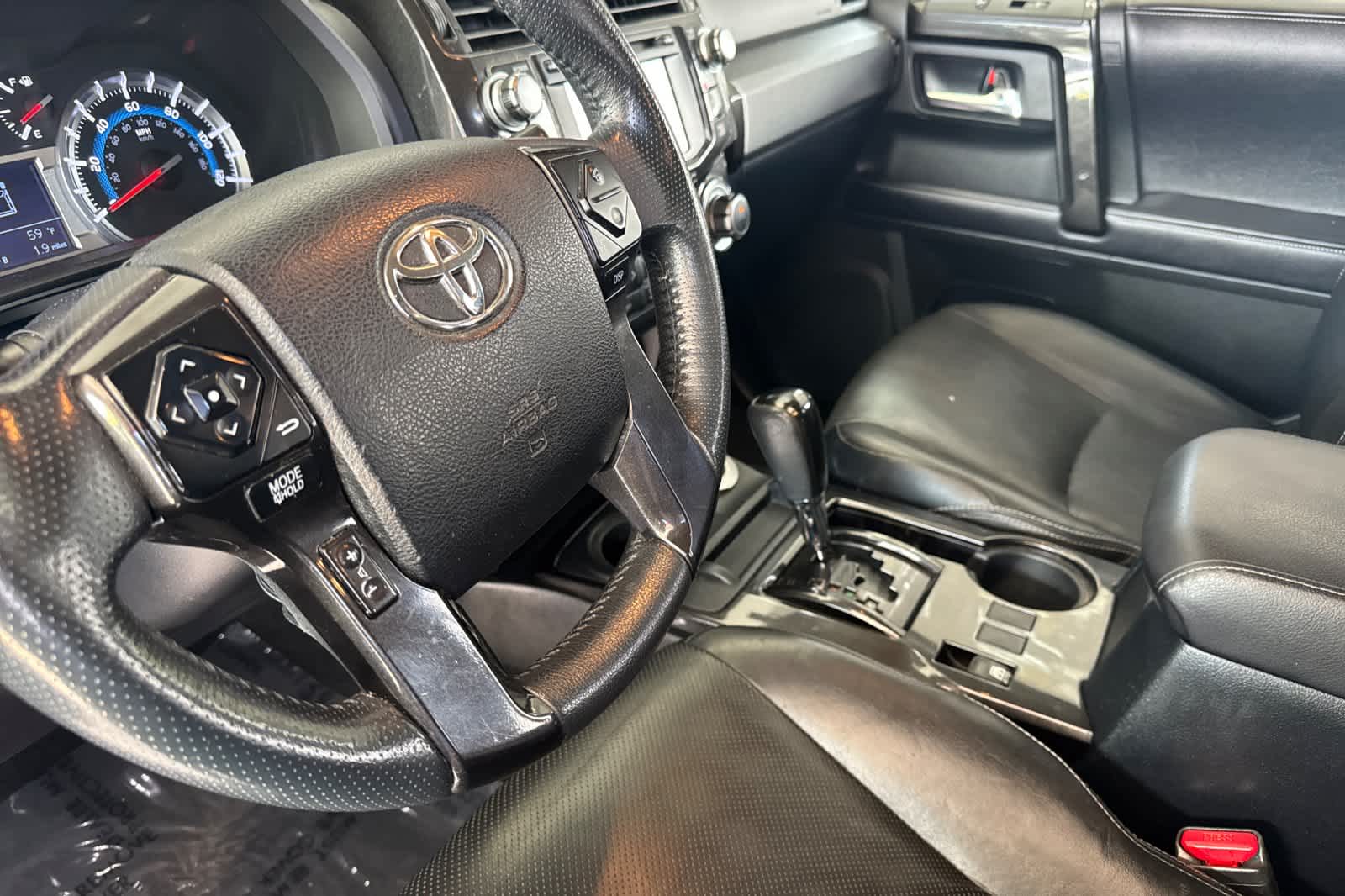 Thumbnail: 2019 Toyota 4Runner - 11