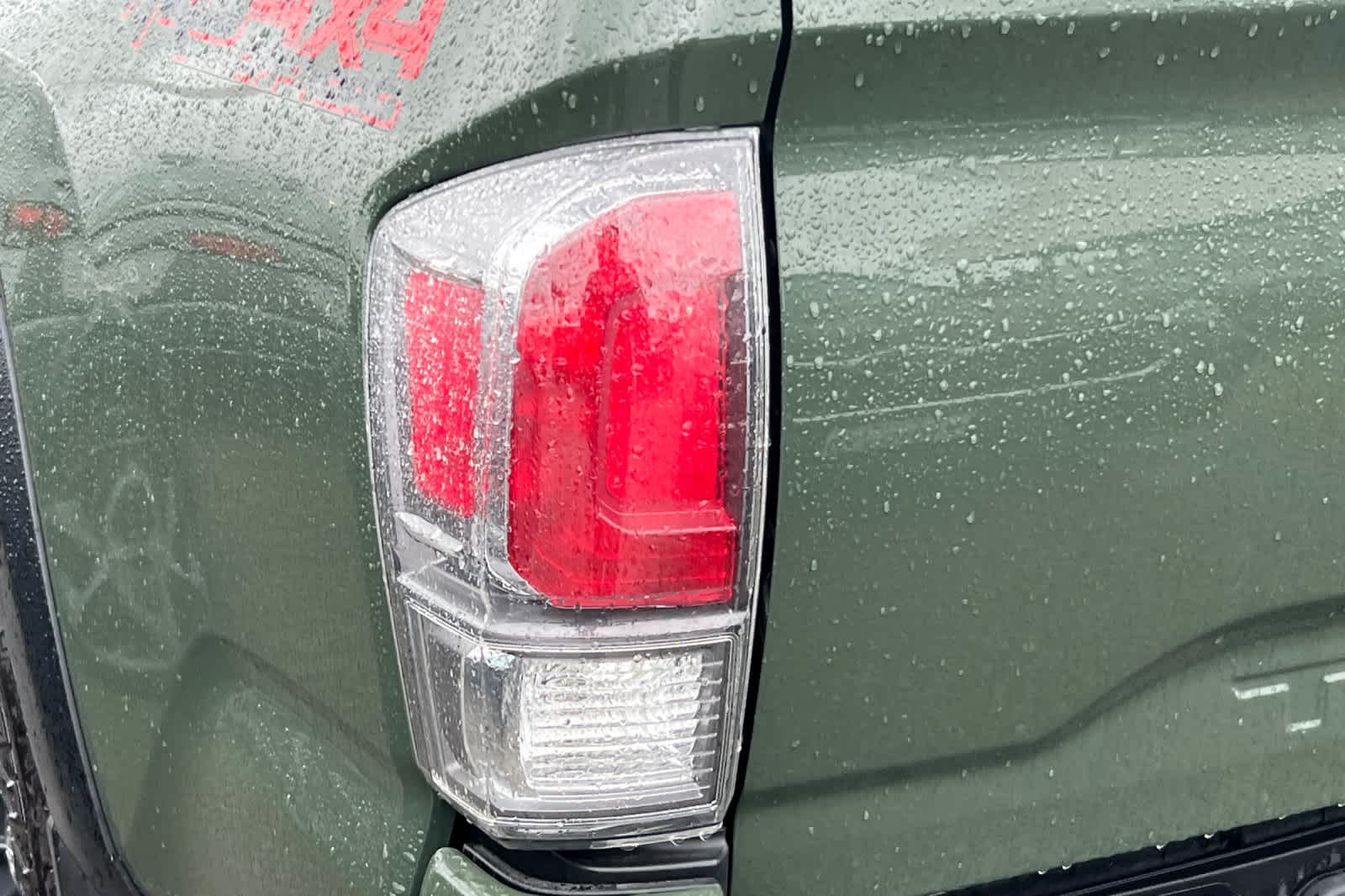 Thumbnail: 2022 Toyota Tacoma - 15