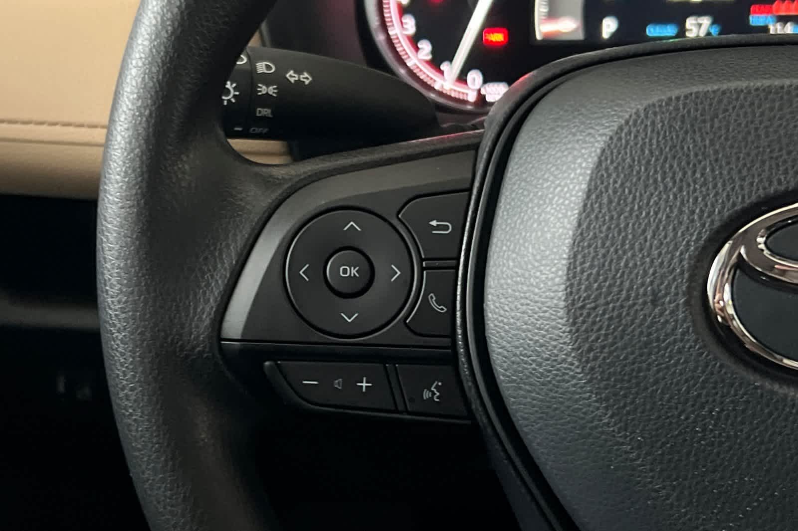 Thumbnail: 2025 Toyota RAV4 - 24