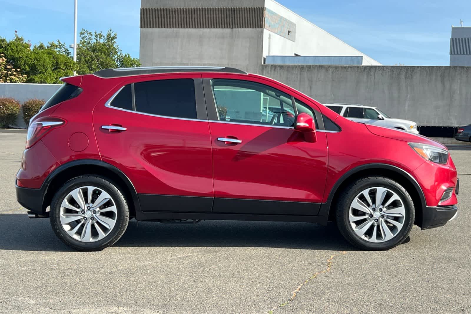 Thumbnail: 2017 Buick Encore - 6
