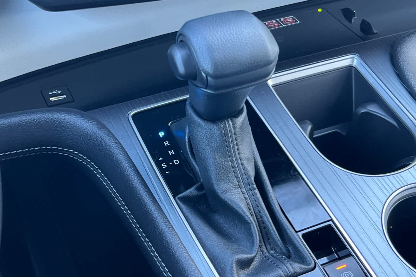 Thumbnail: 2025 Toyota Sienna - 24