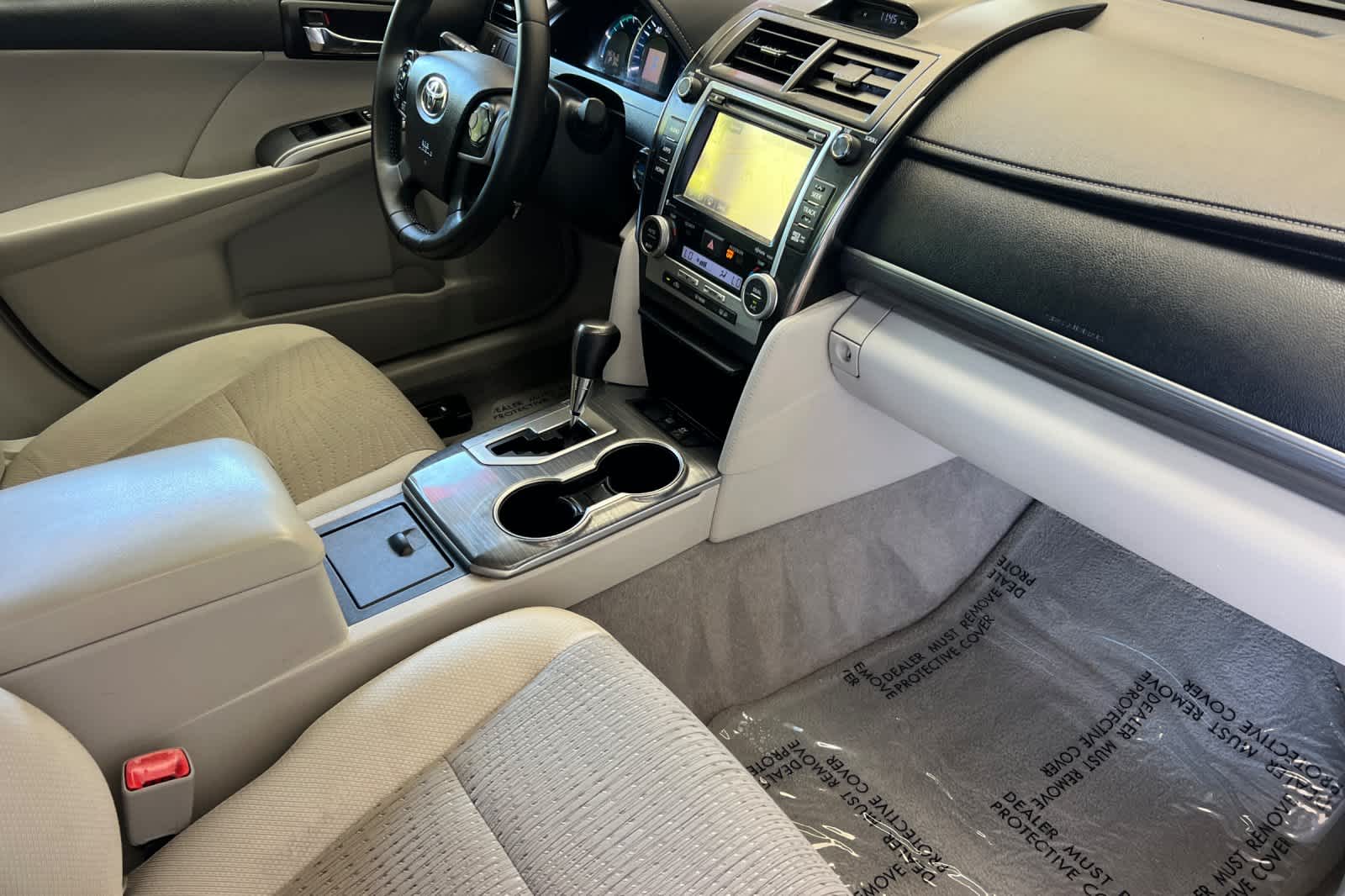 Thumbnail: 2014 Toyota Camry - 16