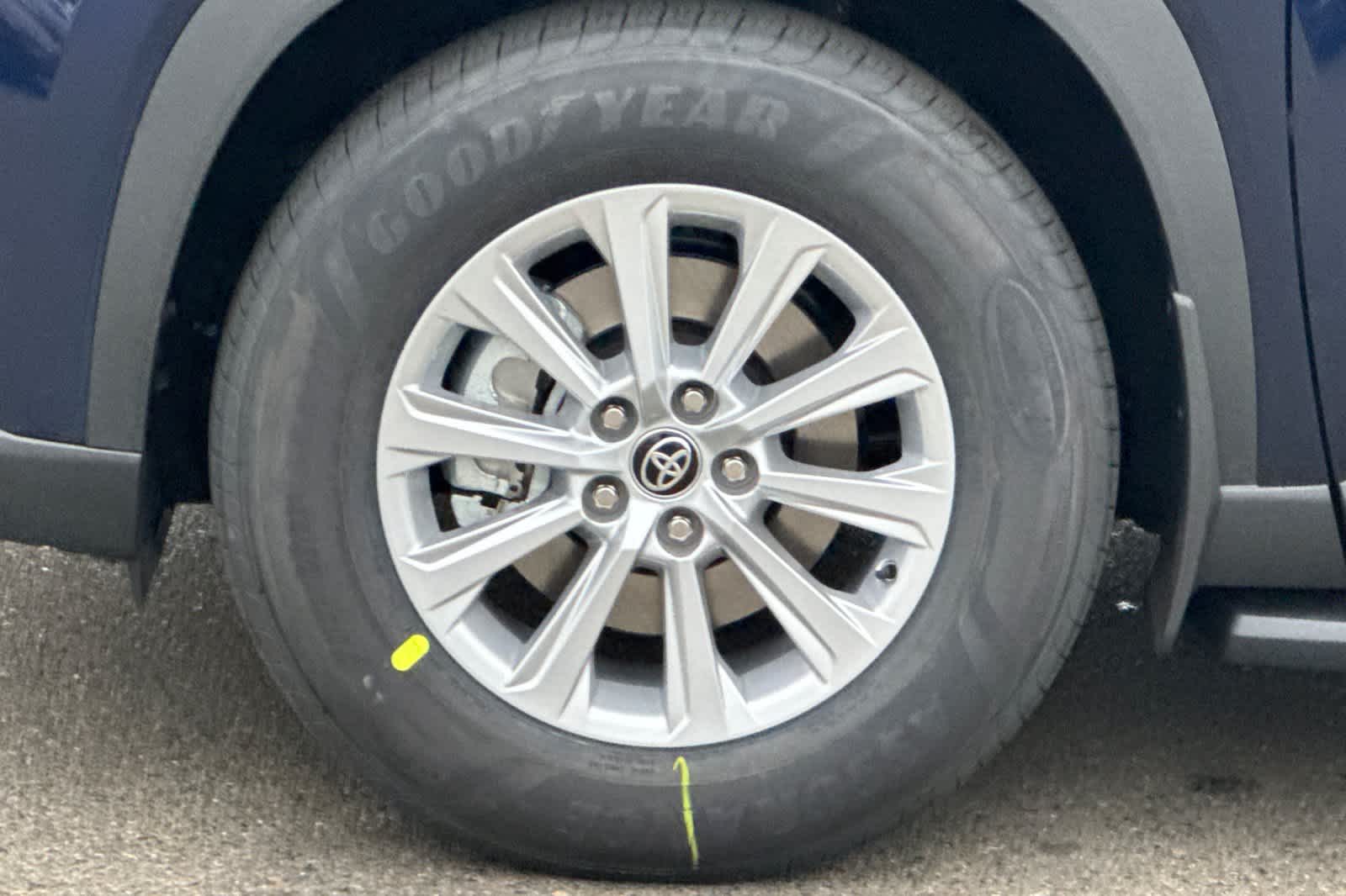 Thumbnail: 2026 Toyota Grand Highlander - 29