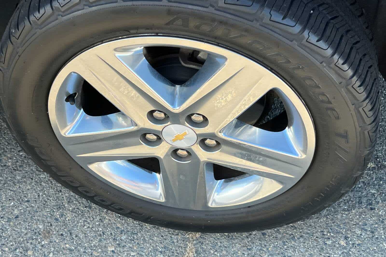 Thumbnail: 2016 Chevrolet Equinox - 17