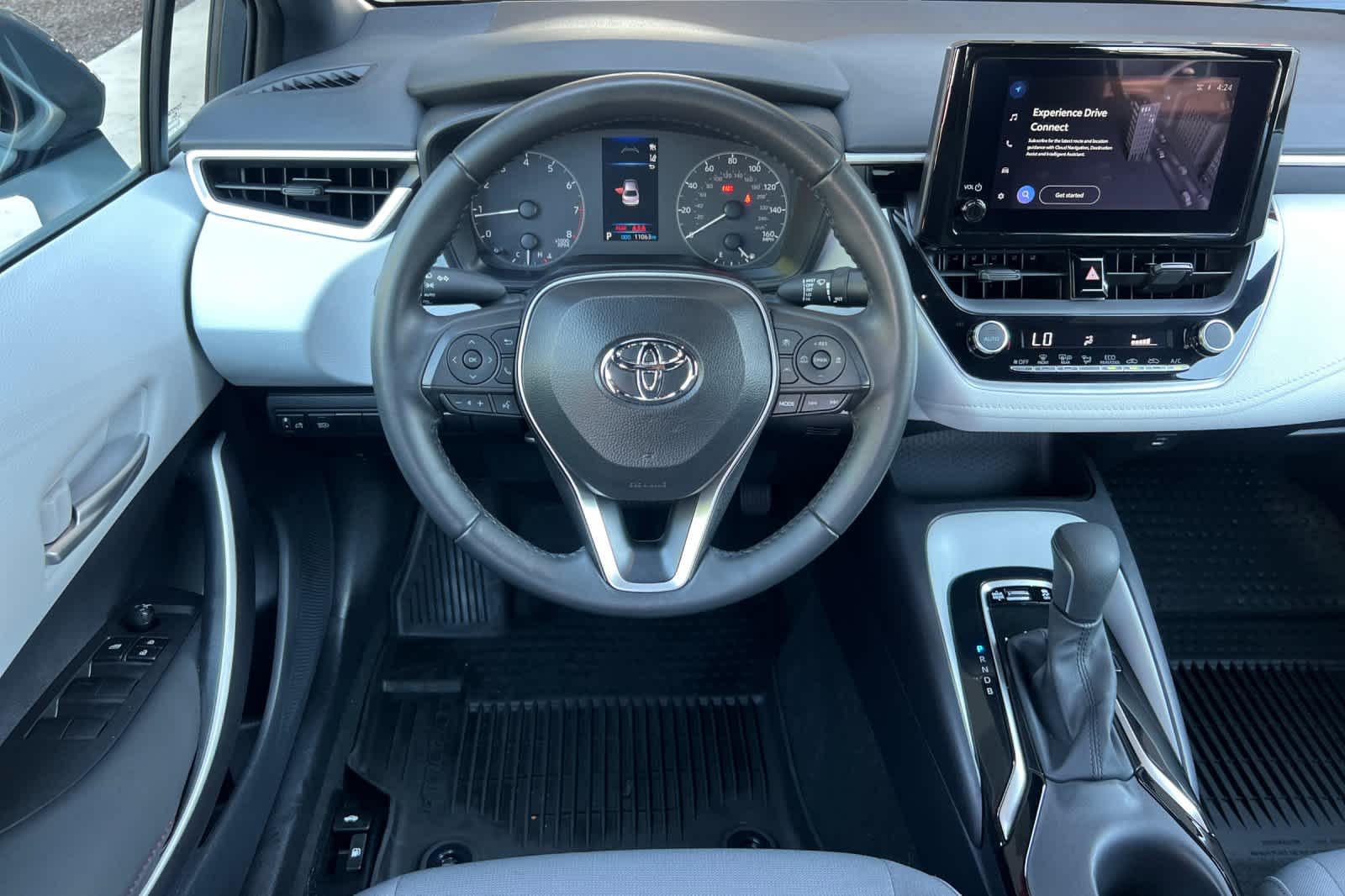 Thumbnail: 2025 Toyota Corolla - 14