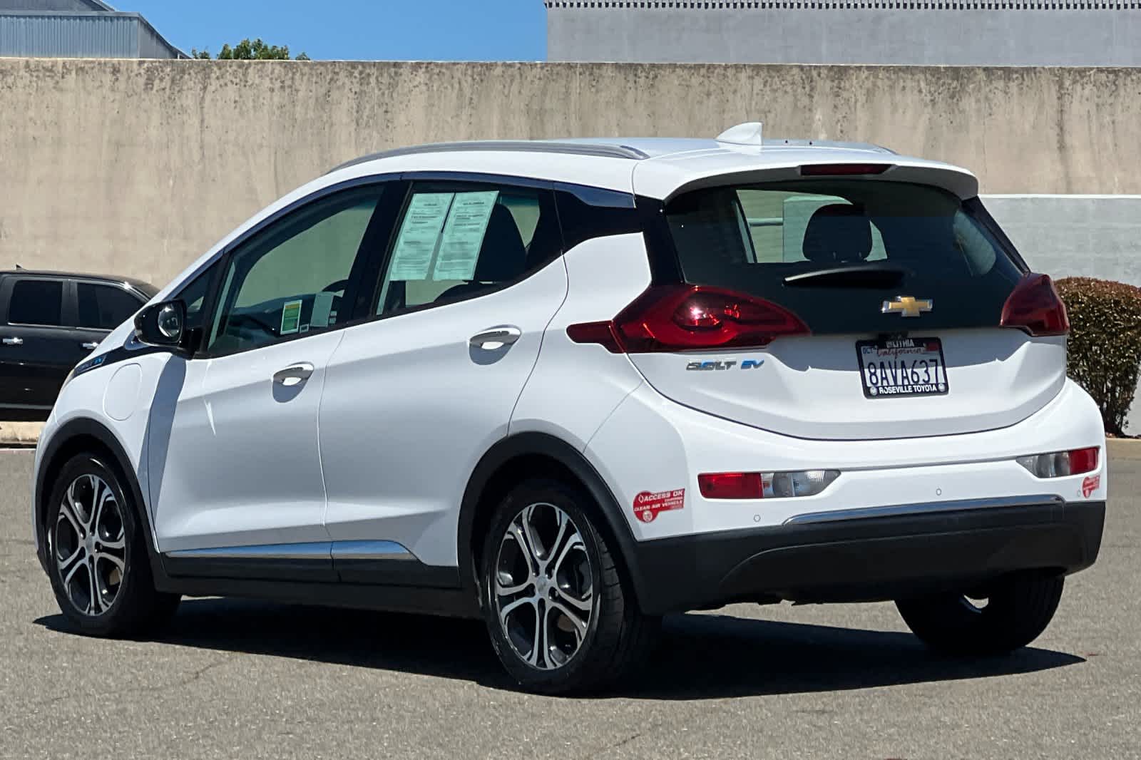 Thumbnail: 2017 Chevrolet Bolt EV - 7