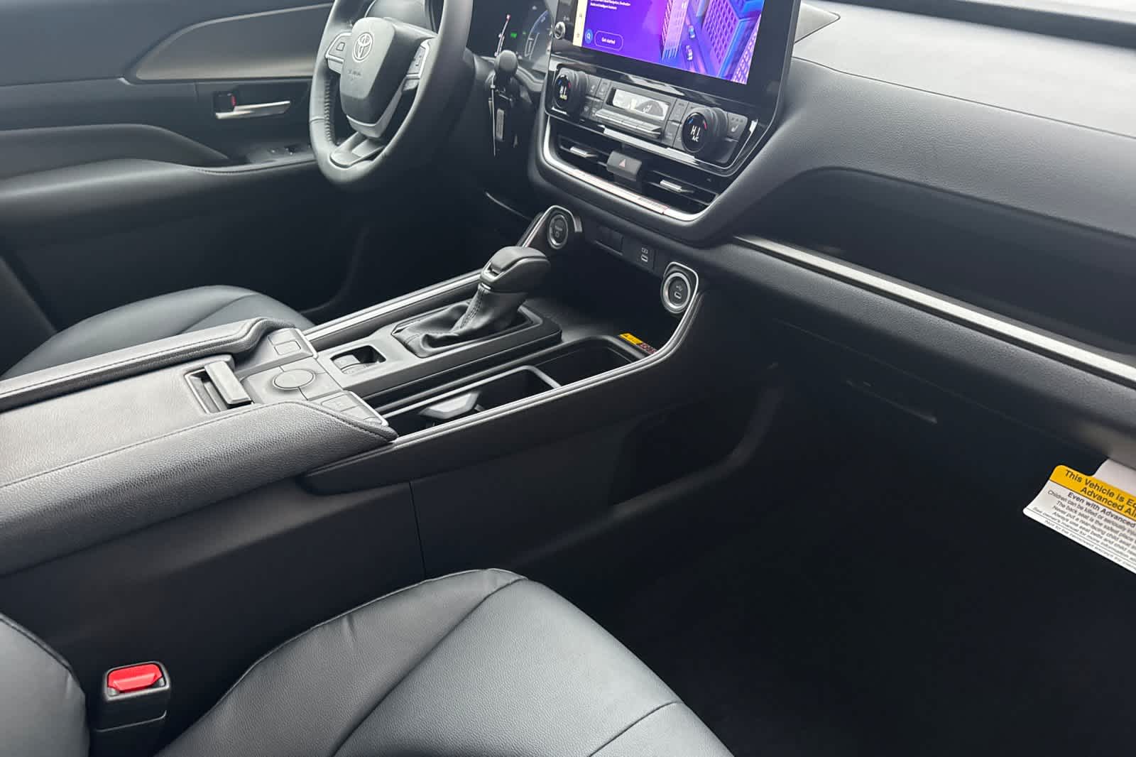 Thumbnail: 2026 Toyota Grand Highlander - 16