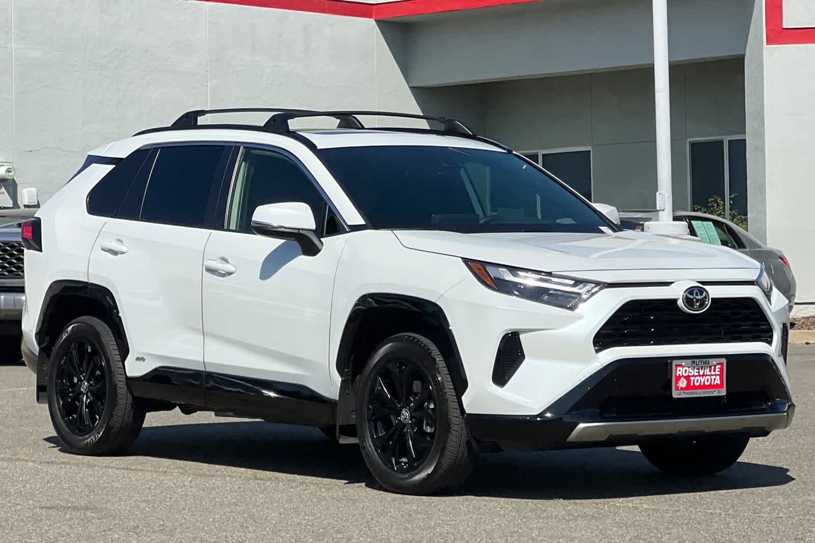 Thumbnail: 2025 Toyota RAV4 - 5