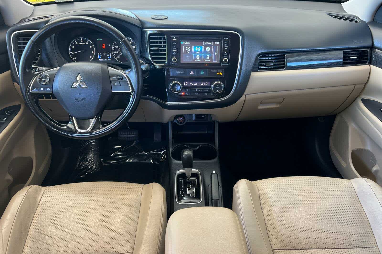Thumbnail: 2016 Mitsubishi Outlander - 3