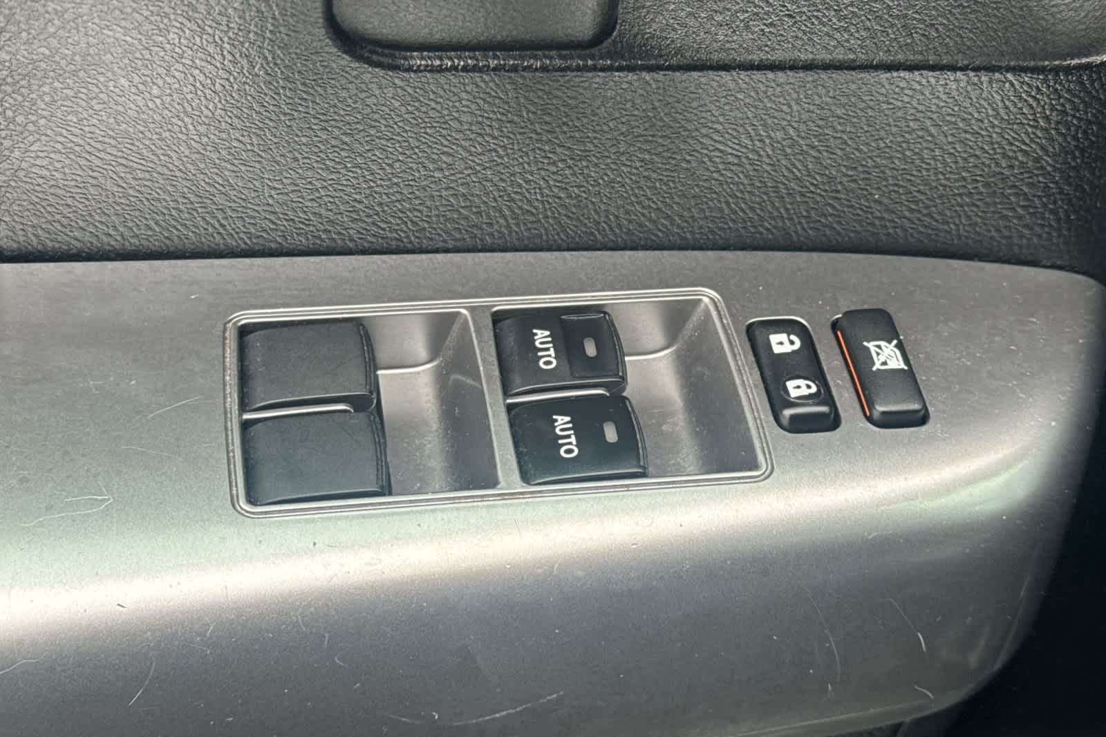 Thumbnail: 2019 Toyota Sequoia - 13