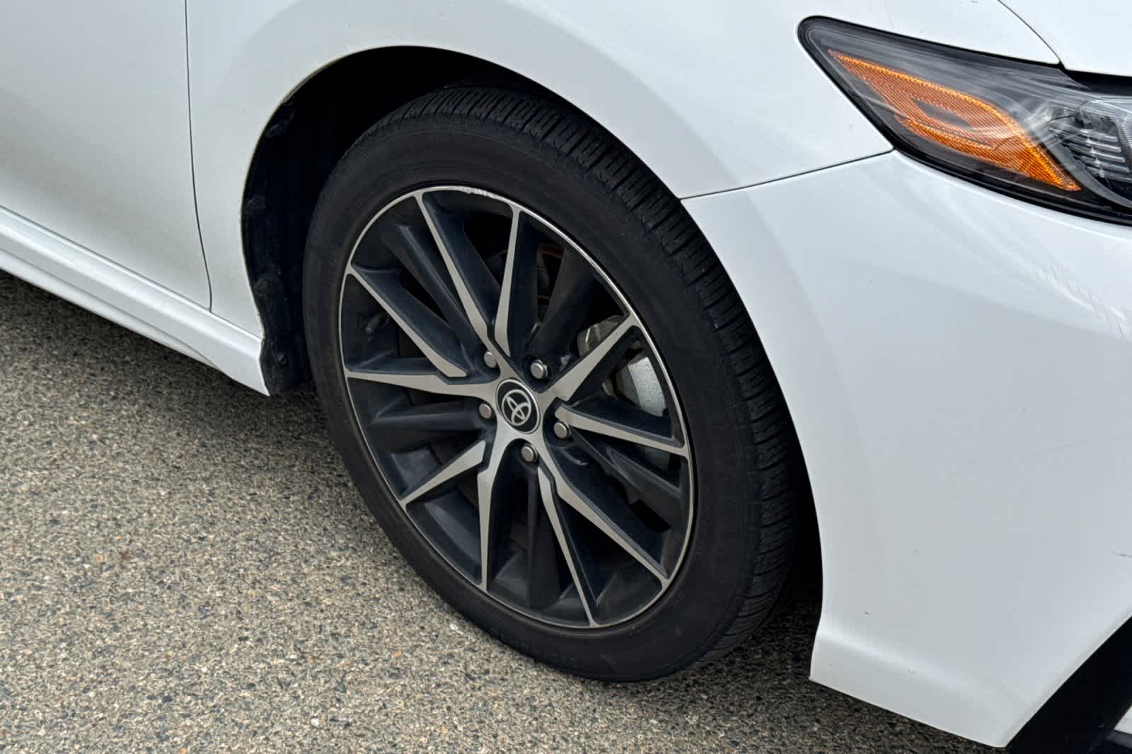 Thumbnail: 2024 Toyota Camry - 12