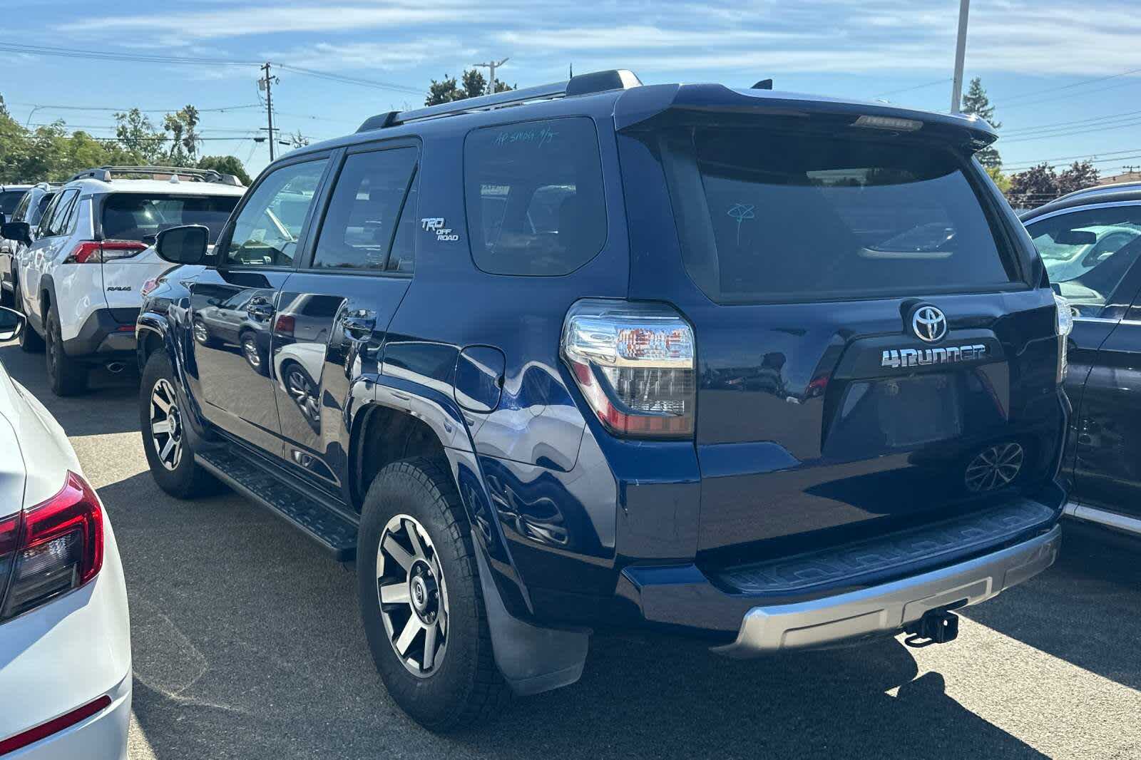 Thumbnail: 2018 Toyota 4Runner - 4